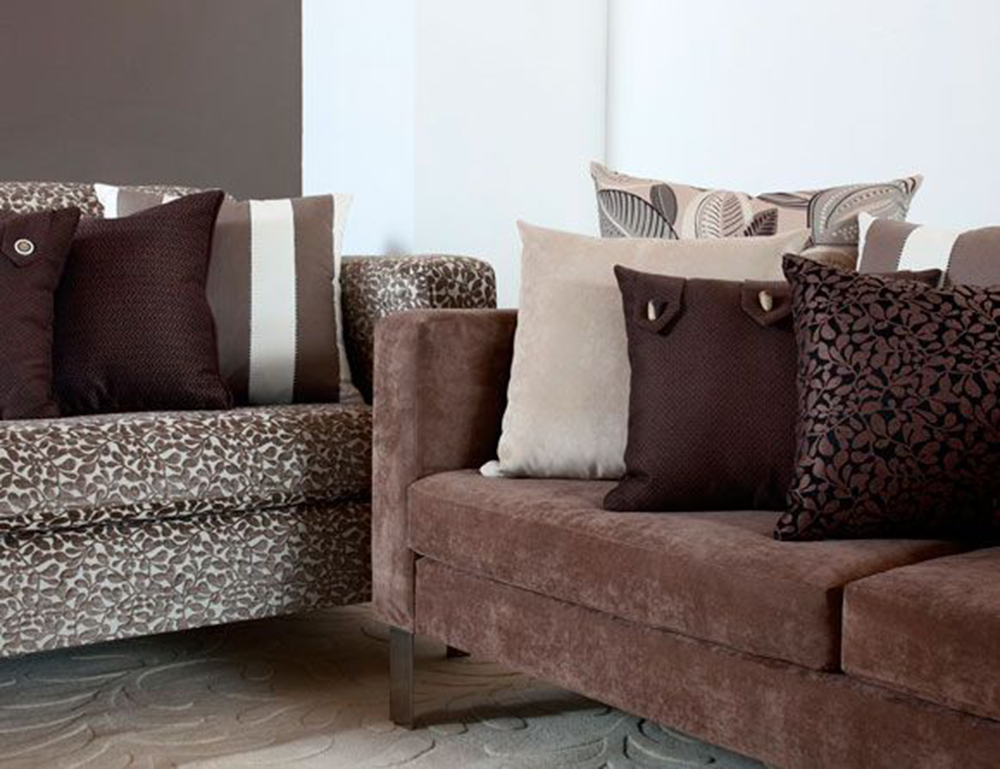 Cómo colocar los cojines en el sofá- Blog de Muebles baratos